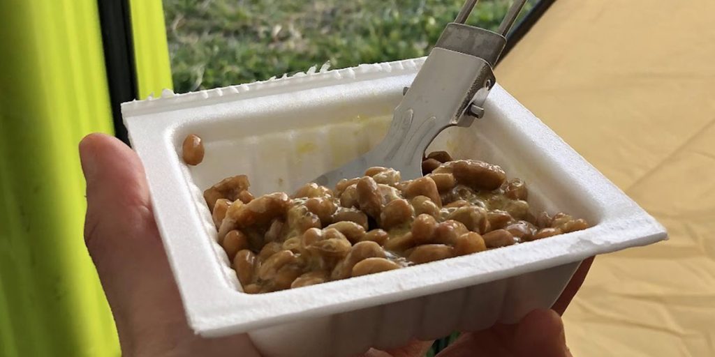 納豆も外ご飯効果で3倍はおいしくなるのか＠ソロ徒歩キャン